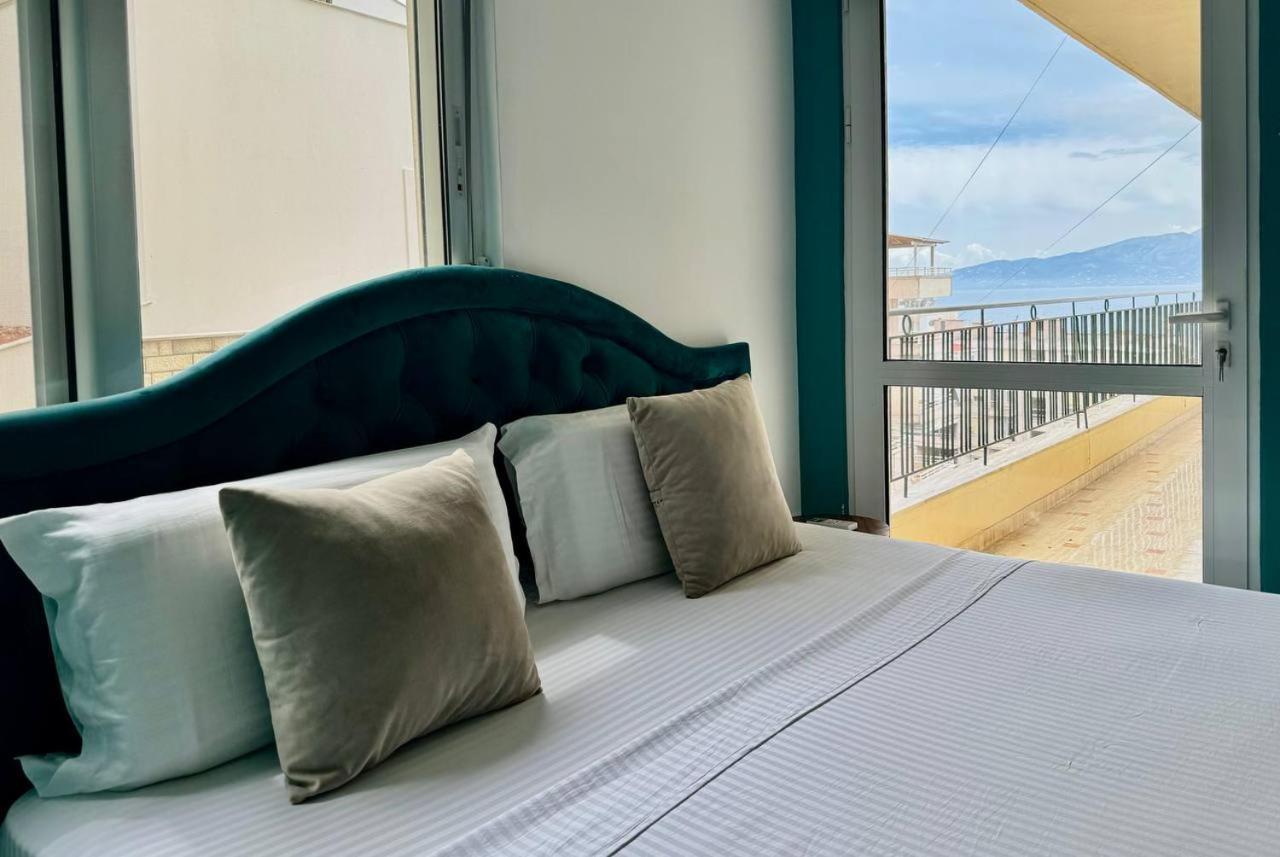 Colorful Sea View Apartment Sarandë Exterior foto